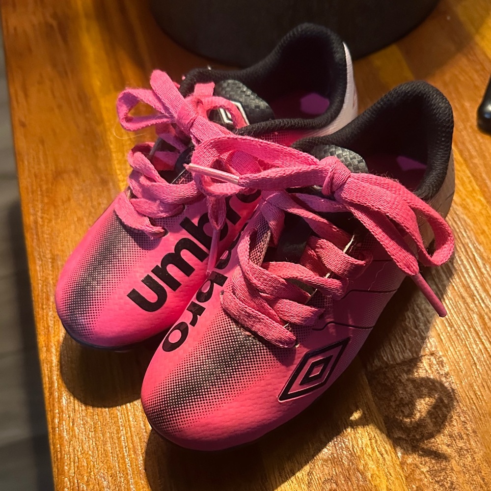 Umbro Kids Soccer Cleats